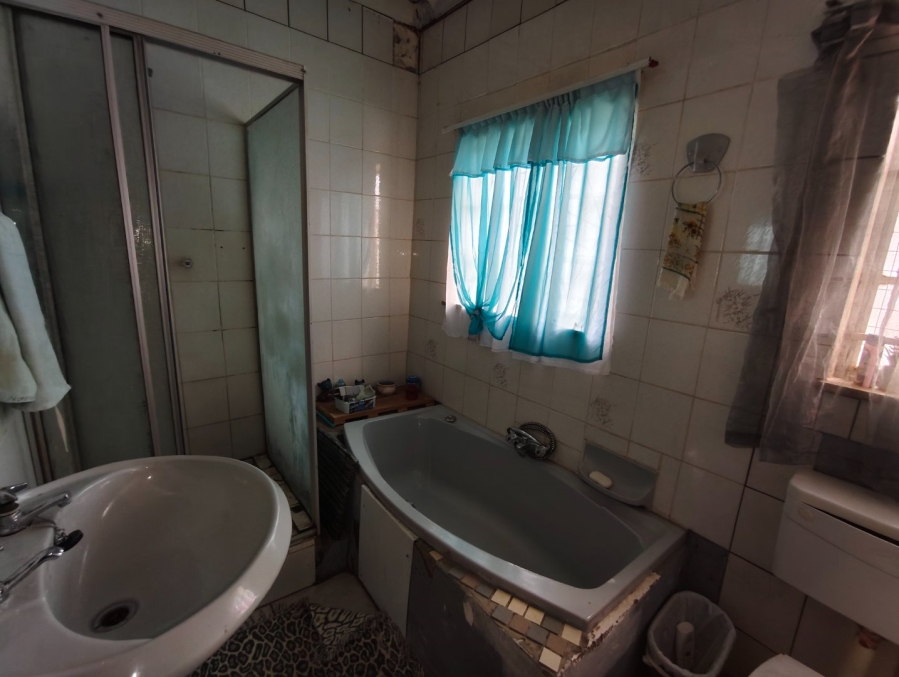 To Let 3 Bedroom Property for Rent in Wilgehof Free State